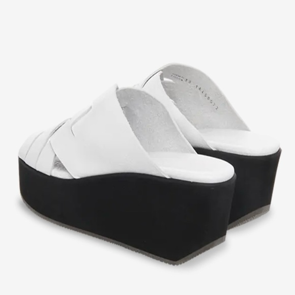 ARCHE GALAXI SLIDES. Full grain French leather. Size 9 1/2. NEW. - Picture 10 of 13